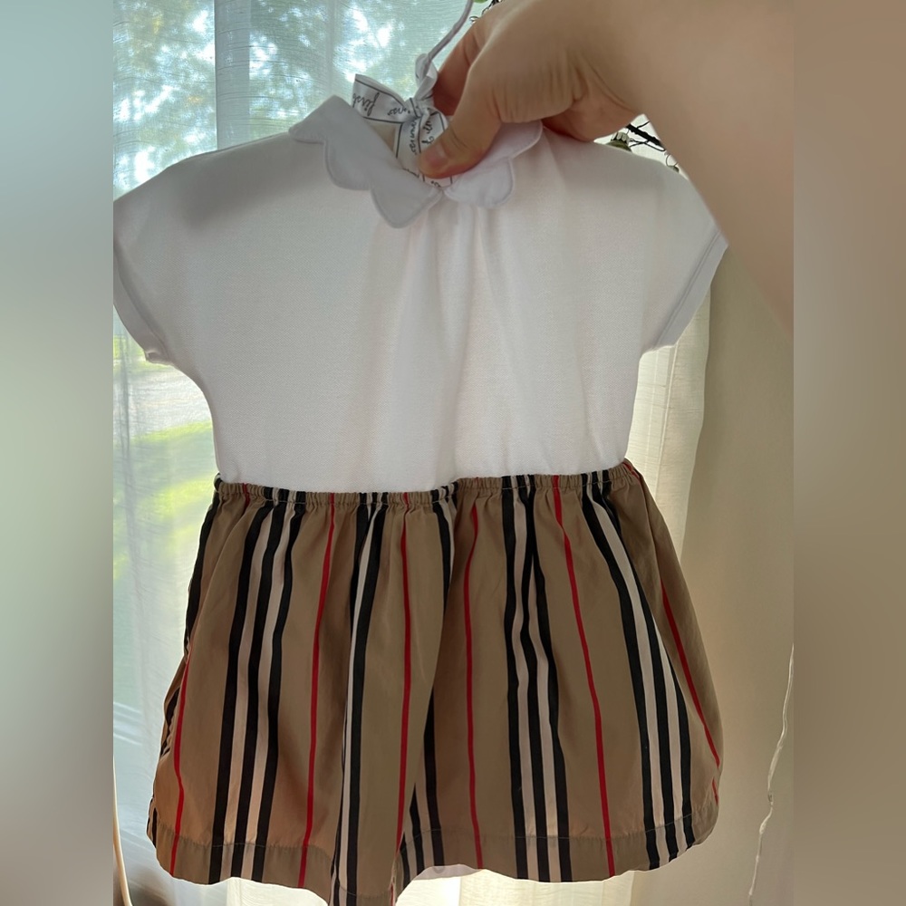 Burberry baby dress 18M